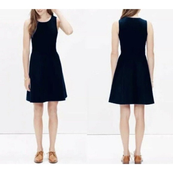 Madewell Dresses & Skirts - Madewell Women Adore Me Sleeveless Fit & Flare Sheath Dress Navy Size 8